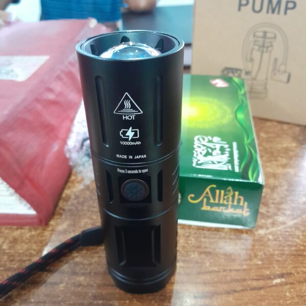 Strong Light Lamp T40 LED Flashlight USB Rechargeable Ultra-Bright Torch High Power Lantern Built-in Lithium Batteries - Image 3